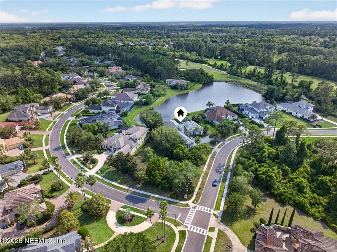 Photo of 161 N RIVER Drive