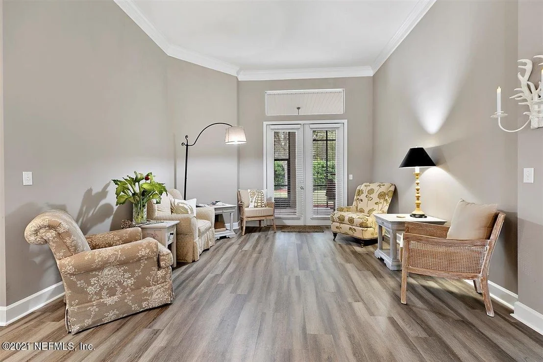 Photo of 1340 BARRINGTON Circle