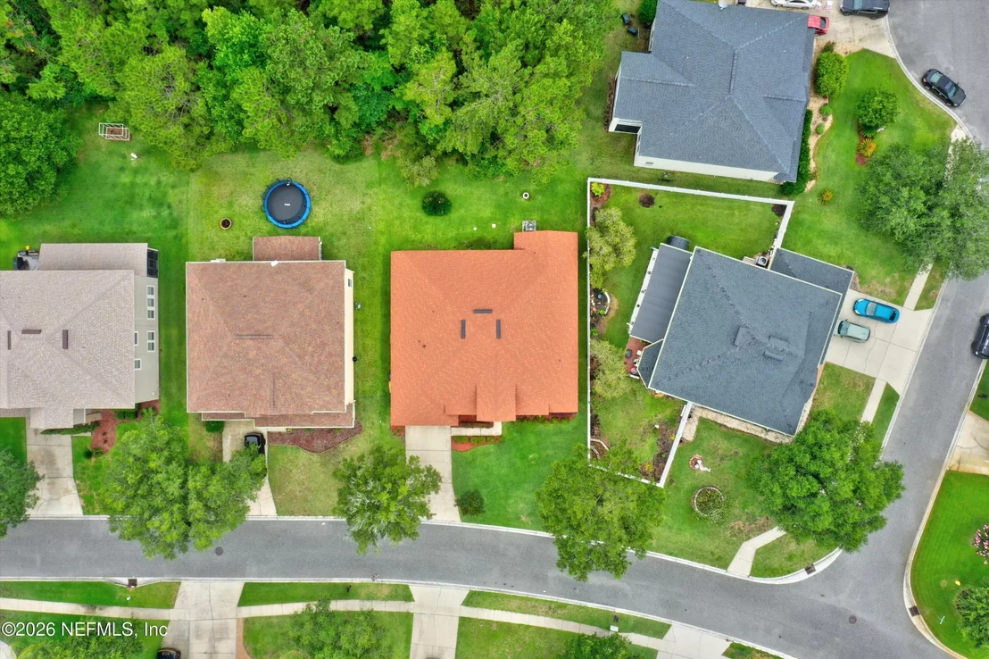 Photo of 635 WAKEVIEW Drive