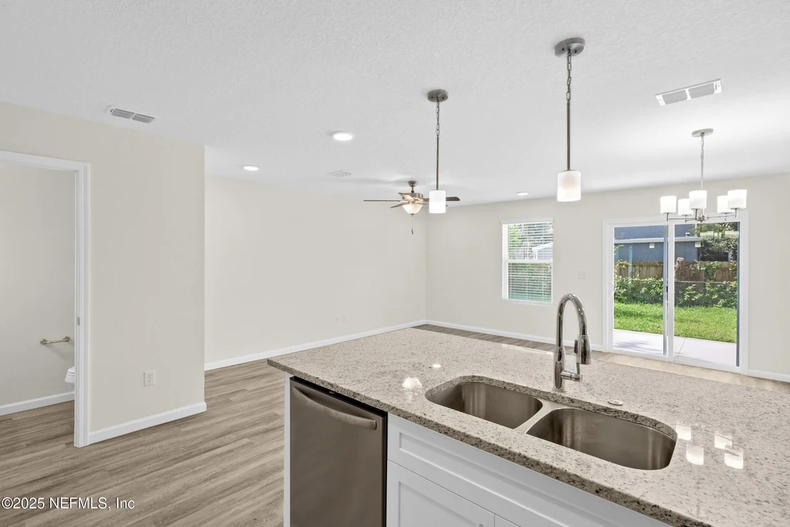 Photo of 8198 DANDY Avenue