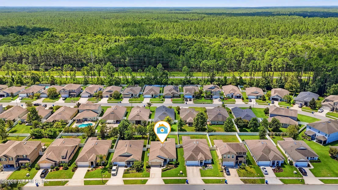 Photo of 384 SHETLAND Drive