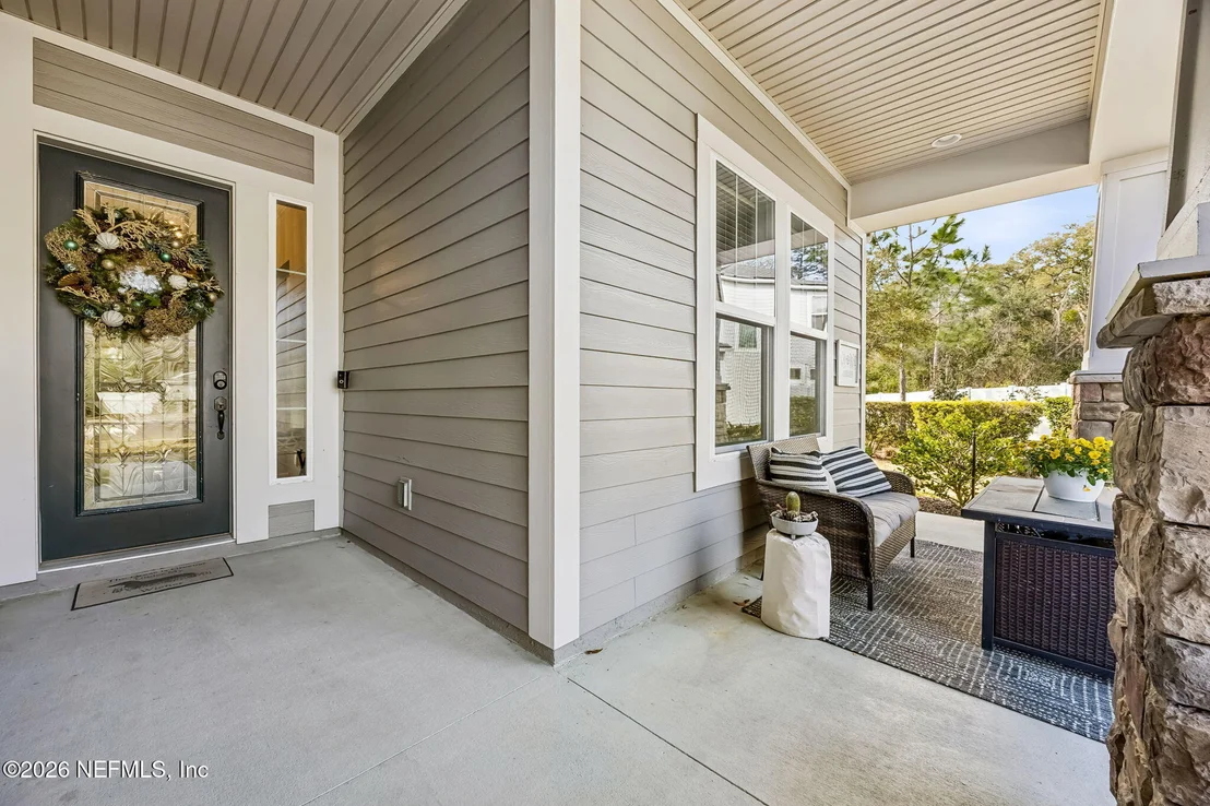 Photo of 225 CLOVERBROOK Road