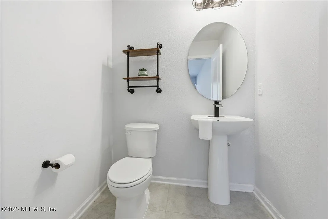 Photo of 835 LAUREL VALLEY Drive
