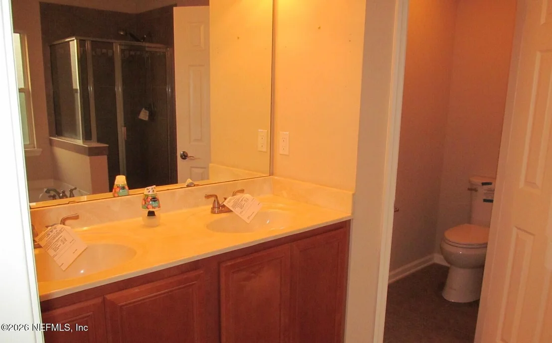 Photo of 120 CROWN WHEEL Circle