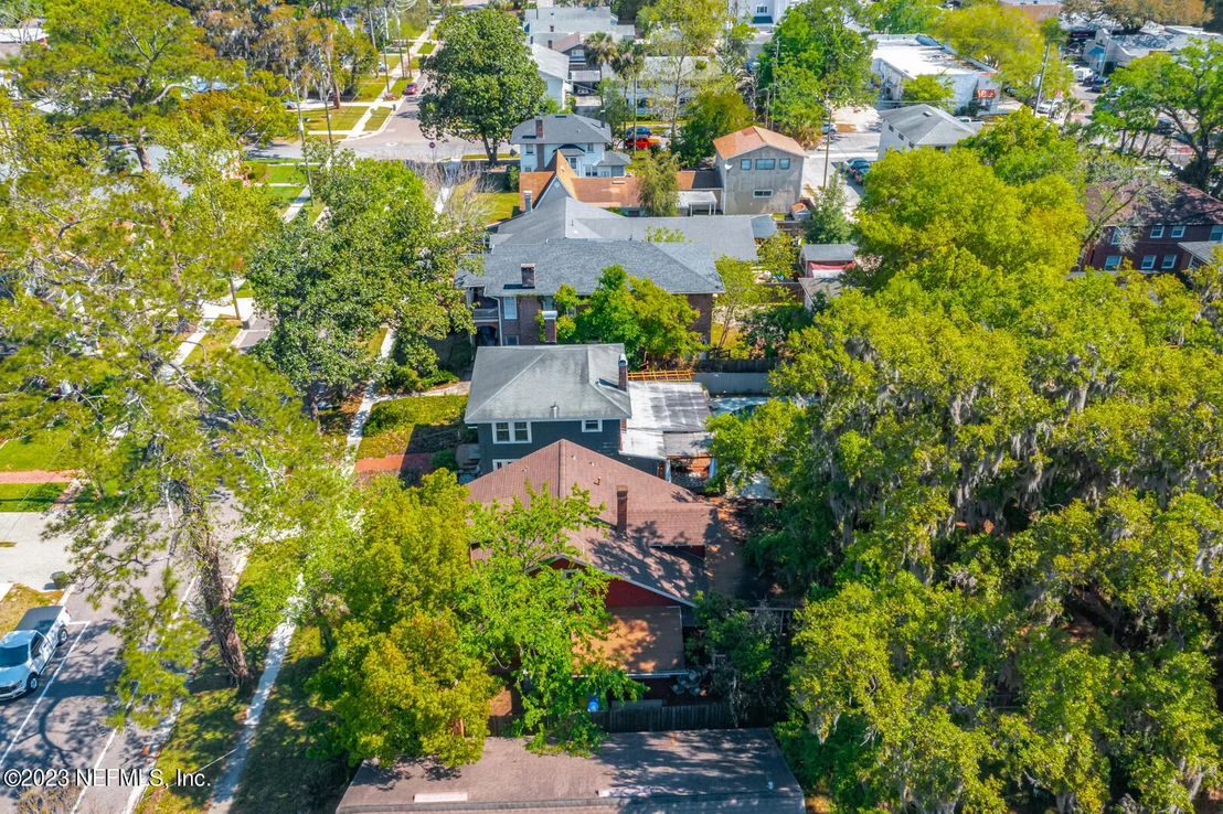 Photo of 3668 RIVERSIDE Avenue