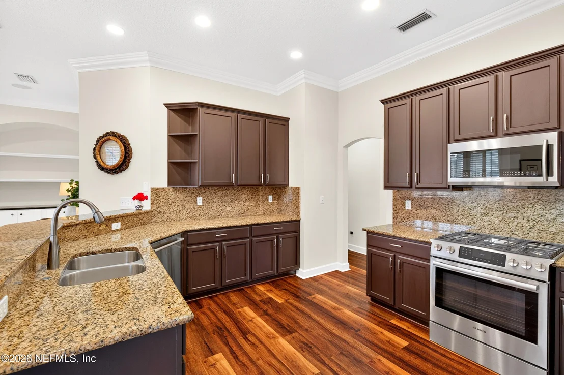 Photo of 1641 MARGARETS WALK Road