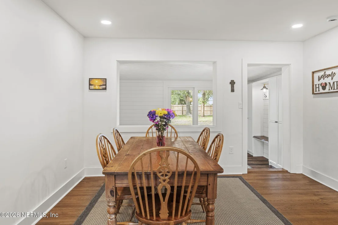 Photo of 406 ARREDONDO Avenue