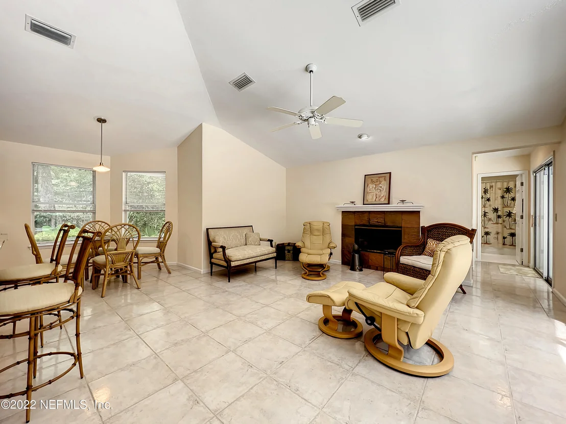 Photo of 451 SNAPPING TURTLE Court W