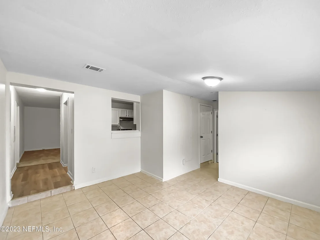 Photo of 5043 ARROWSMITH Road