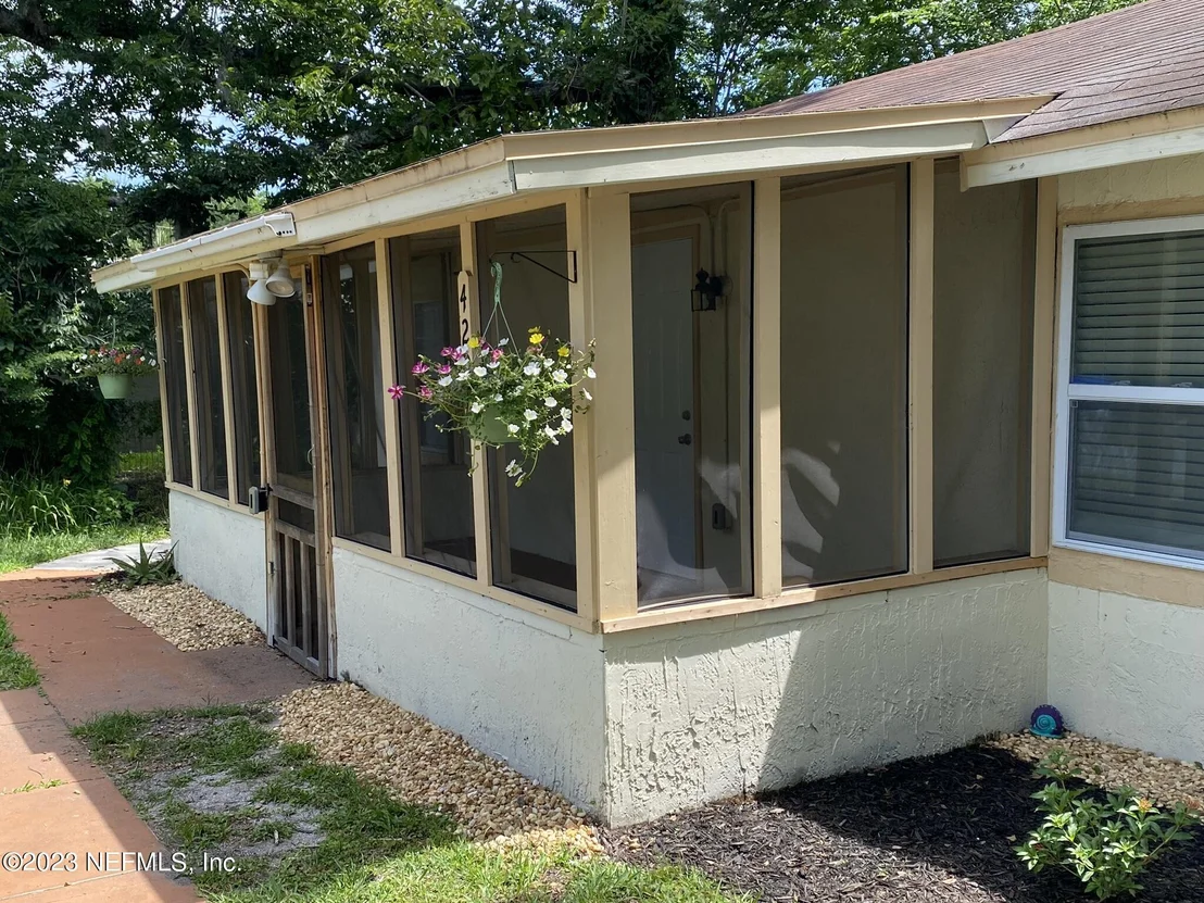 Photo of 420 AIKEN Street