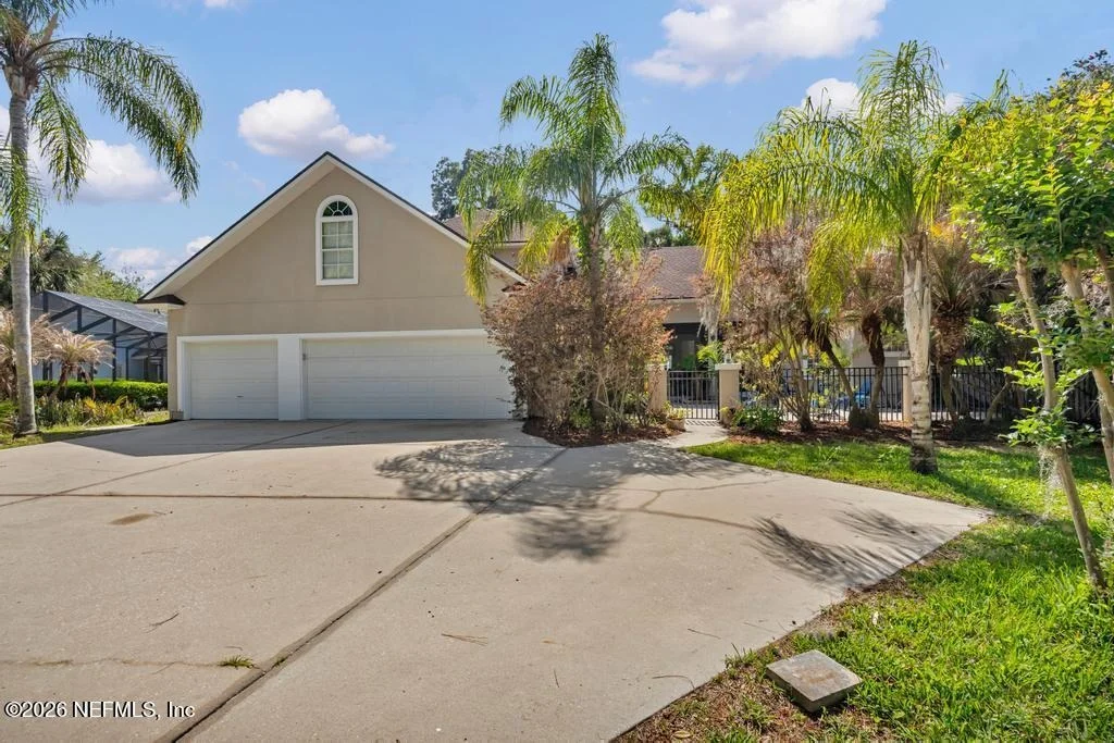 Photo of 124 RIVER PLANTATION Road N