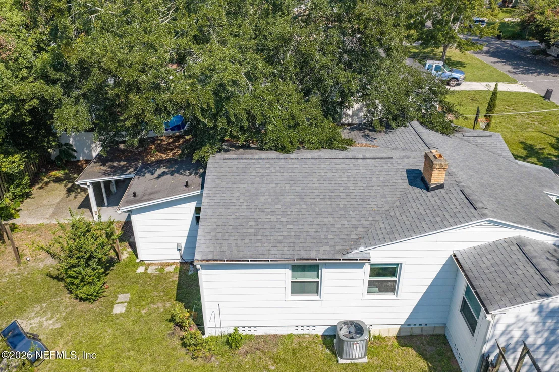 Photo of 1532 CHARON Road