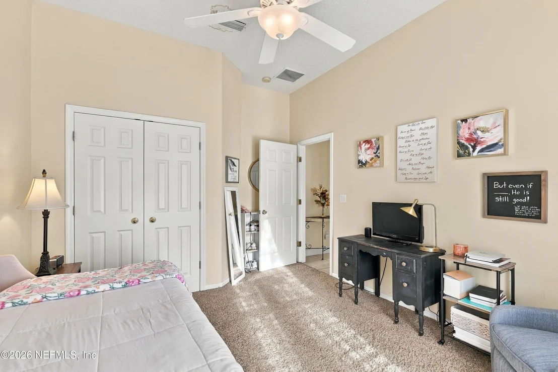 Photo of 424 HUCKLEBERRY Trail