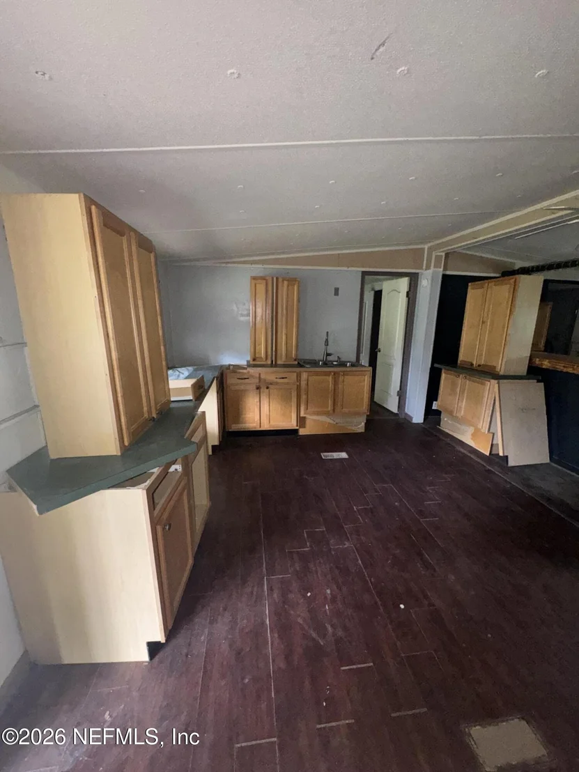 Photo of 2024 CATHERINE Lane