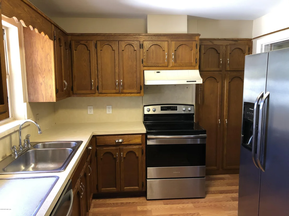 Photo of 5023 PERRINE Drive