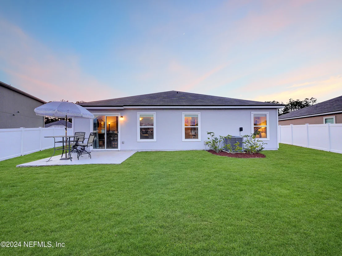 Photo of 379 FALCON RIDGE Road