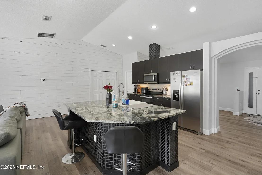 Photo of 43 LANGDON Drive