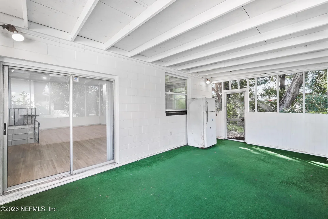 Photo of 6910 CARTIER Circle