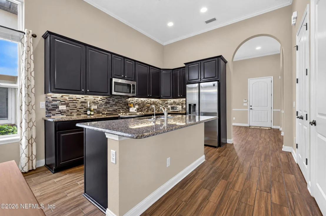 Photo of 237 RIALTO Drive