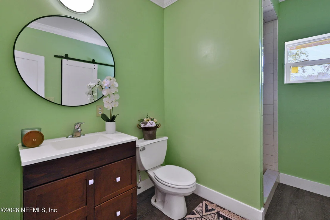 Photo of 1103 PALM Circle