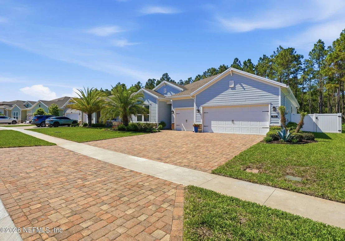 Photo of 300 SILVER REEF Lane