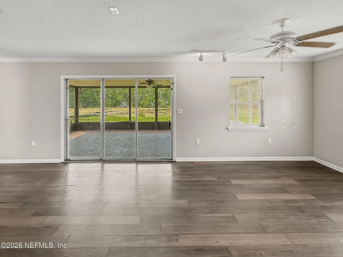 Photo of 477 DEL MONTE Drive