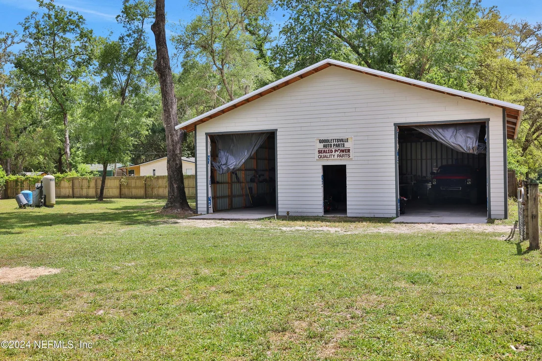 Photo of 803 NORTHFORK Road