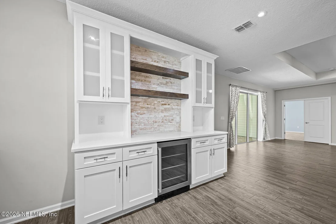 Photo of 118 TOPSIDE Drive