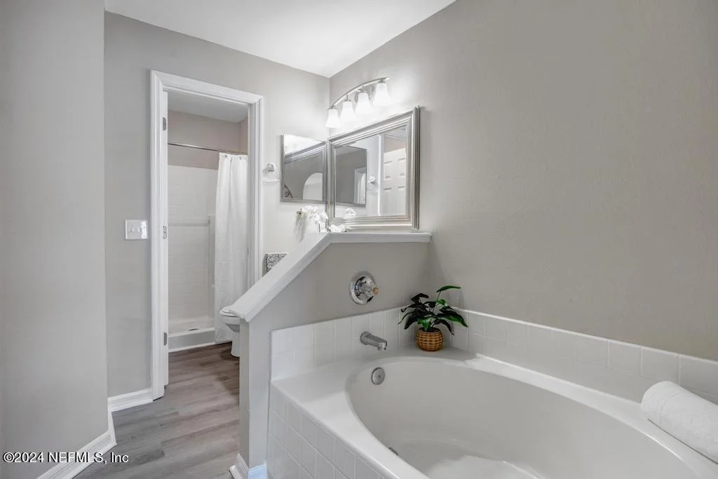Photo of 1663 HUDDERFIELD Circle W