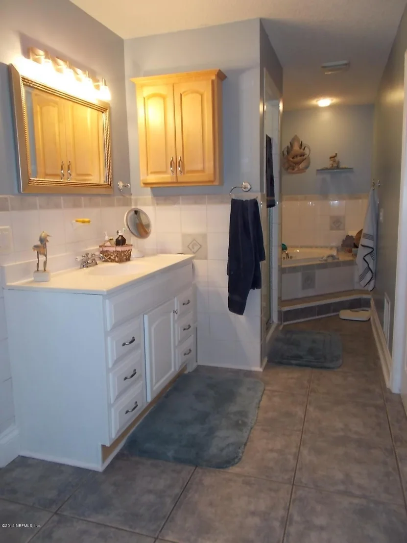 Photo of 9200 Plummer Road