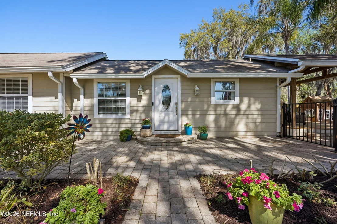 Photo of 8224 HALL Lane