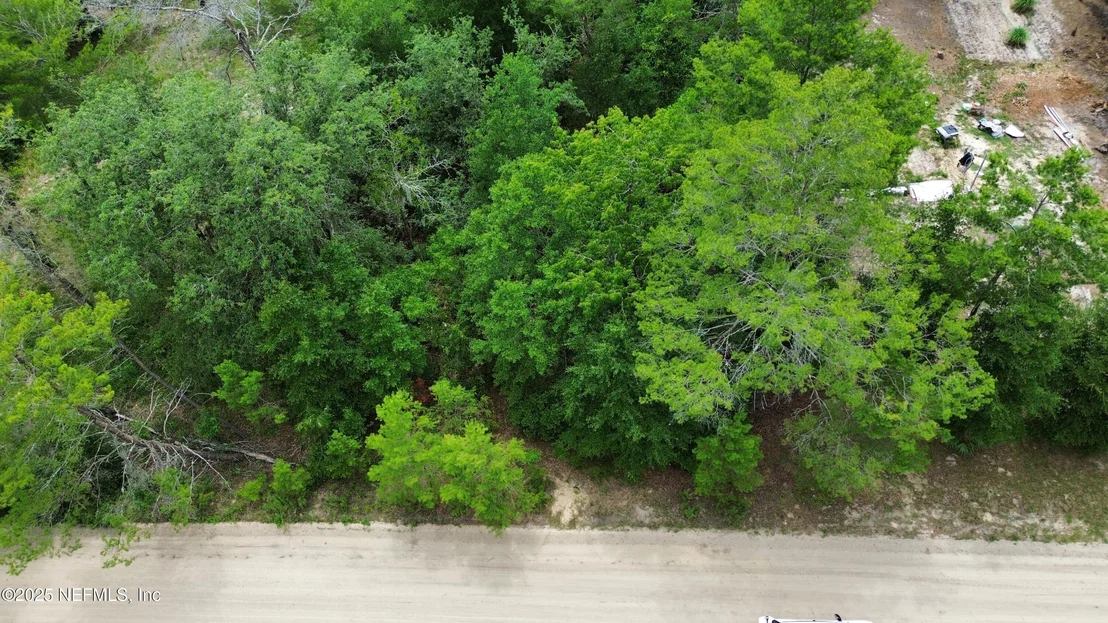 Photo of 127 EAST Drive