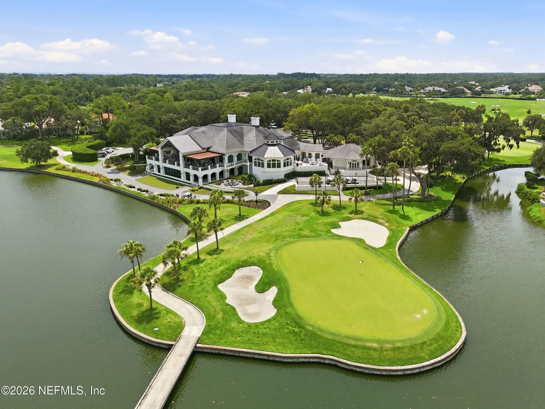 Photo of 240 LAUREL Lane