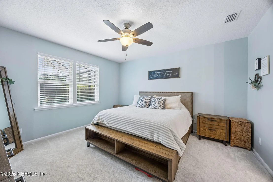 Photo of 141 LINSBURY Court