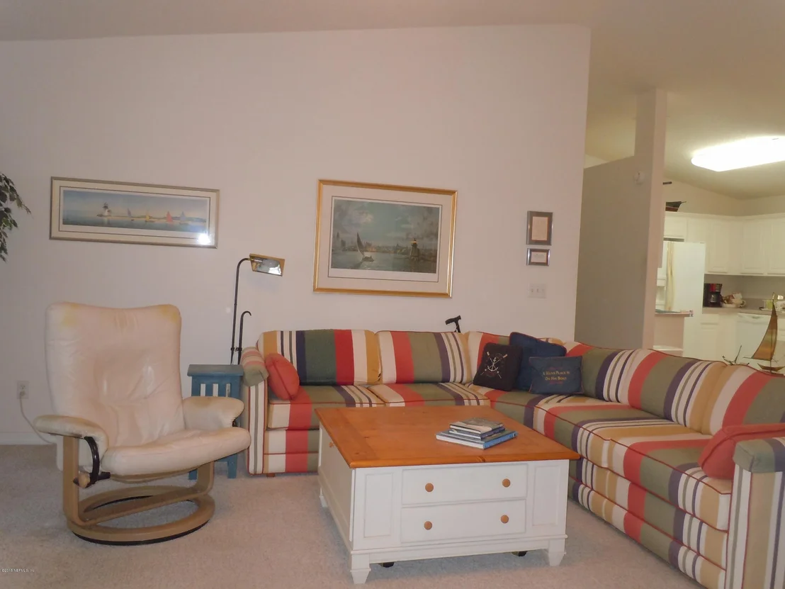 Photo of 233 SEGOVIA Road