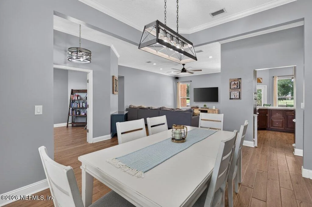 Photo of 385 LOLLY Lane