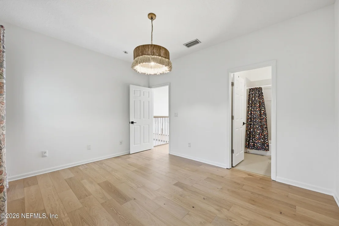 Photo of 11802 MANDARIN Road