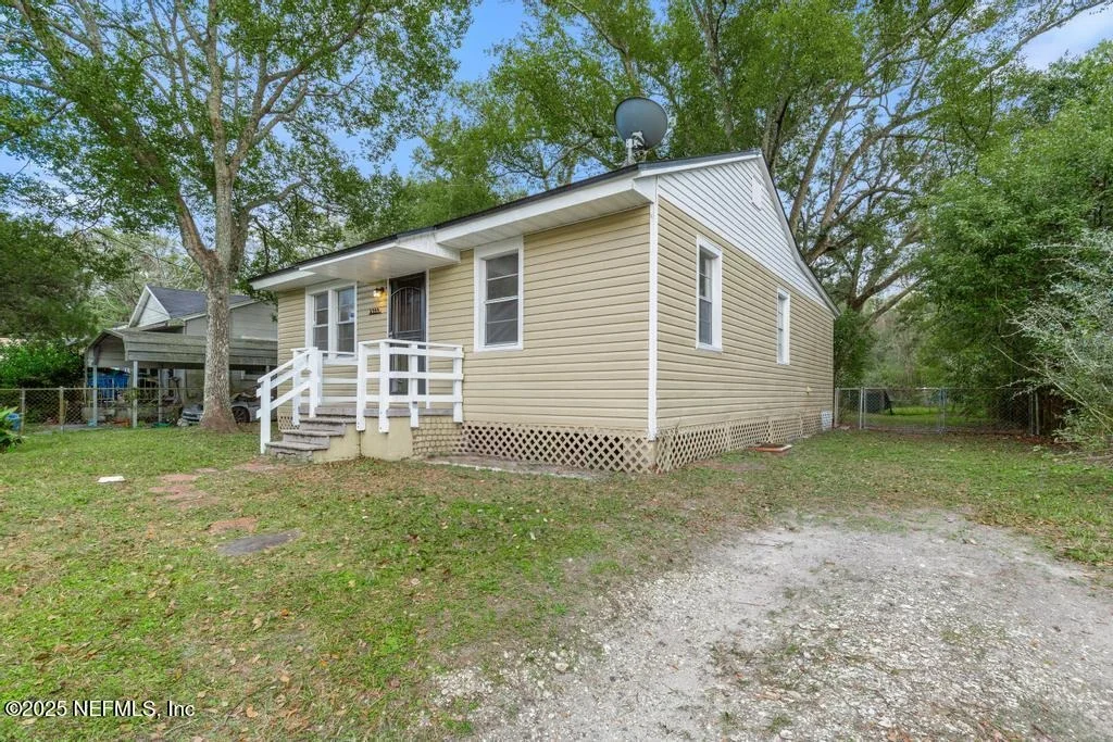 Photo of 2944 RHONDA Road