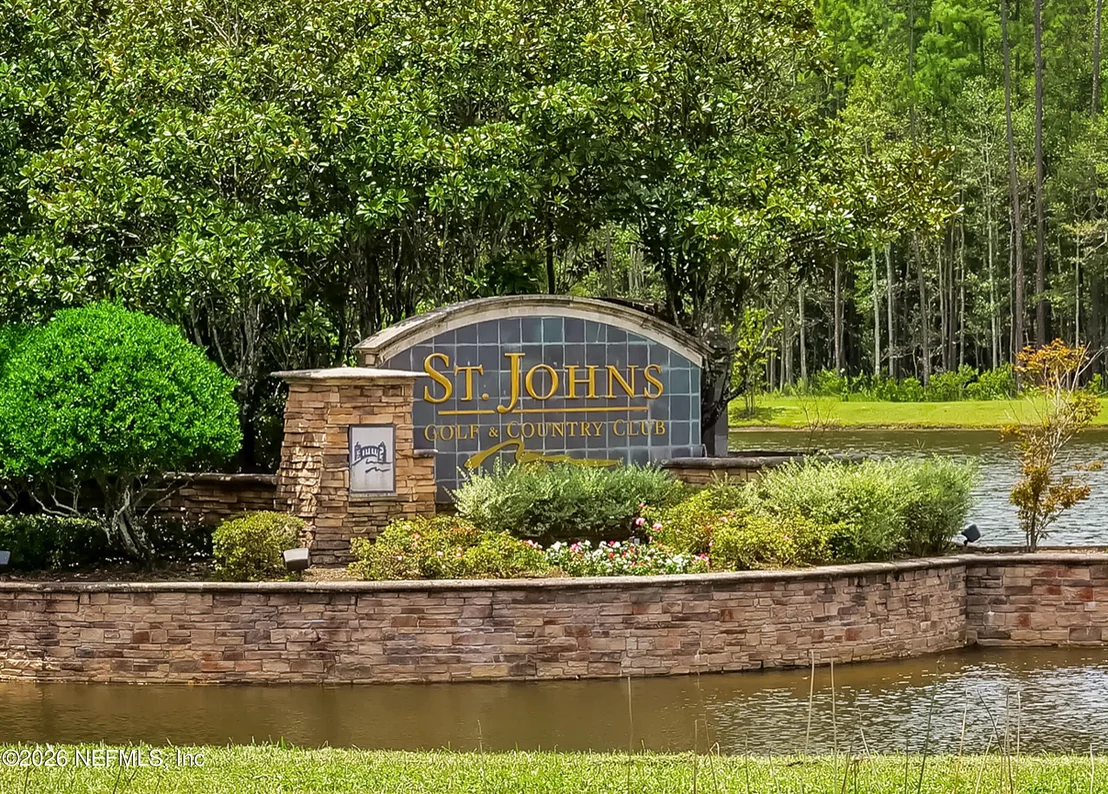 Photo of 907 BROOKHAVEN Drive