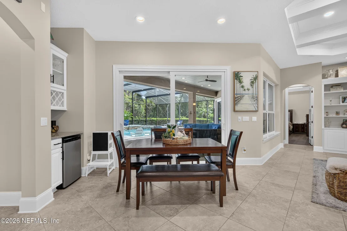 Photo of 287 VALE Drive