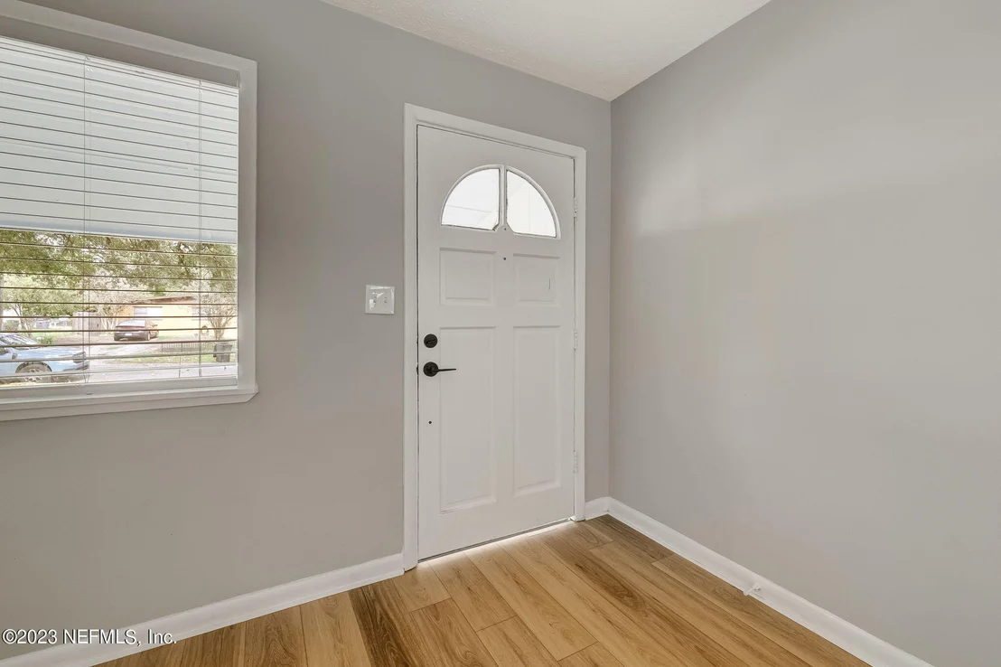 Photo of 6816 CINDERELLA Road