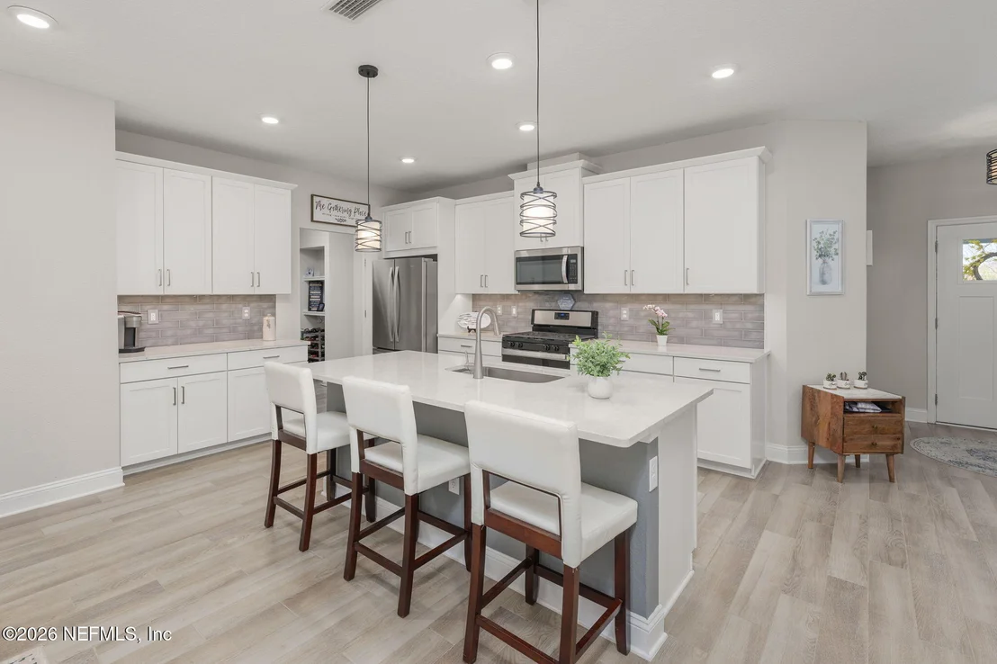Photo of 103 RIVA RIDGE Place