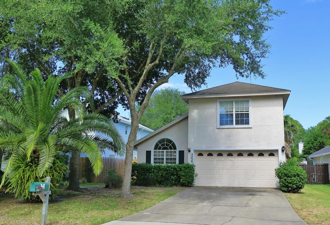 Photo of 3239 MERRILL Boulevard