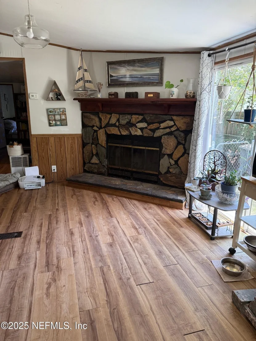 Photo of 226 CLEARWATER Road