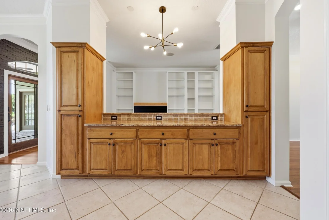 Photo of 2220 LOOKOUT Landing