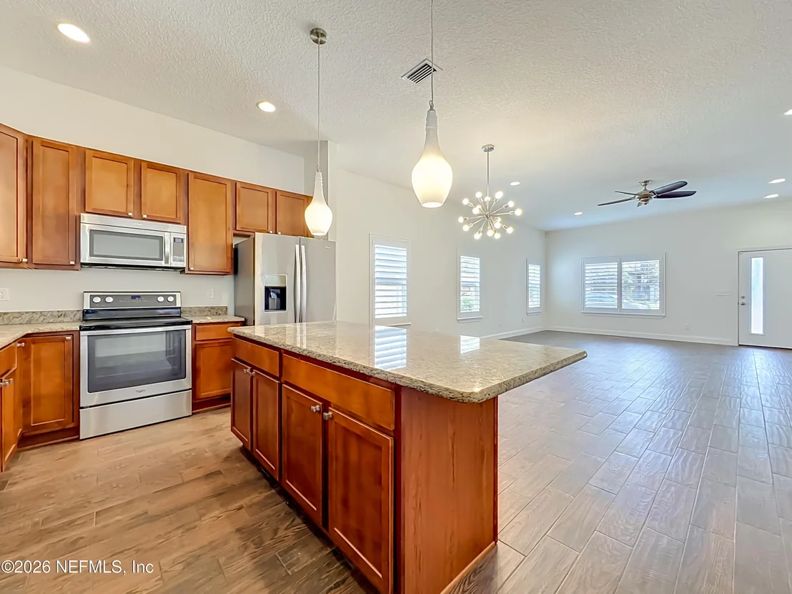 Photo of 3976 PALM Way