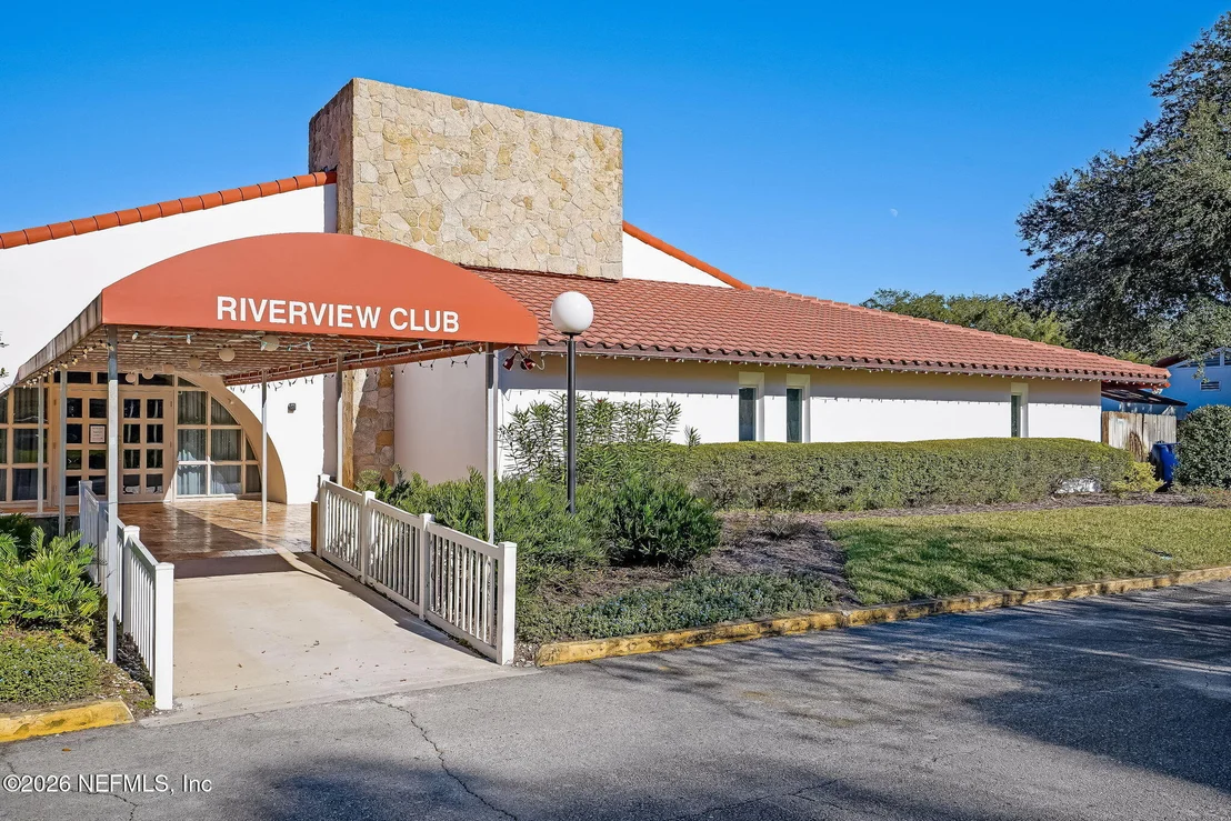 Photo of 995 ALCALA Drive
