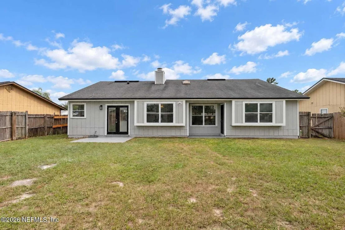 Photo of 7838 MOSS POINTE Trail W