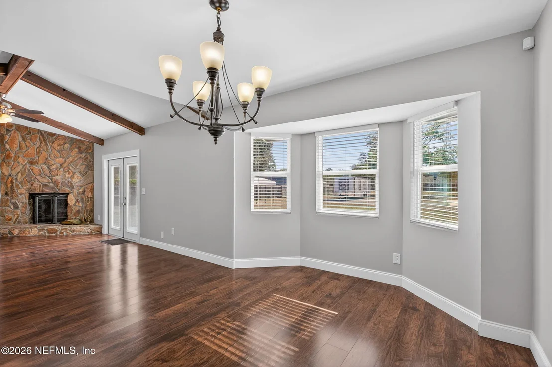 Photo of 8294 COLLINS Road