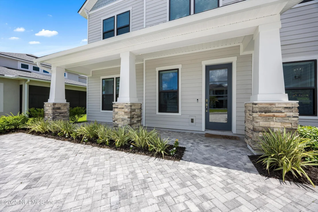 Photo of 10176 SILVERBROOK Trail
